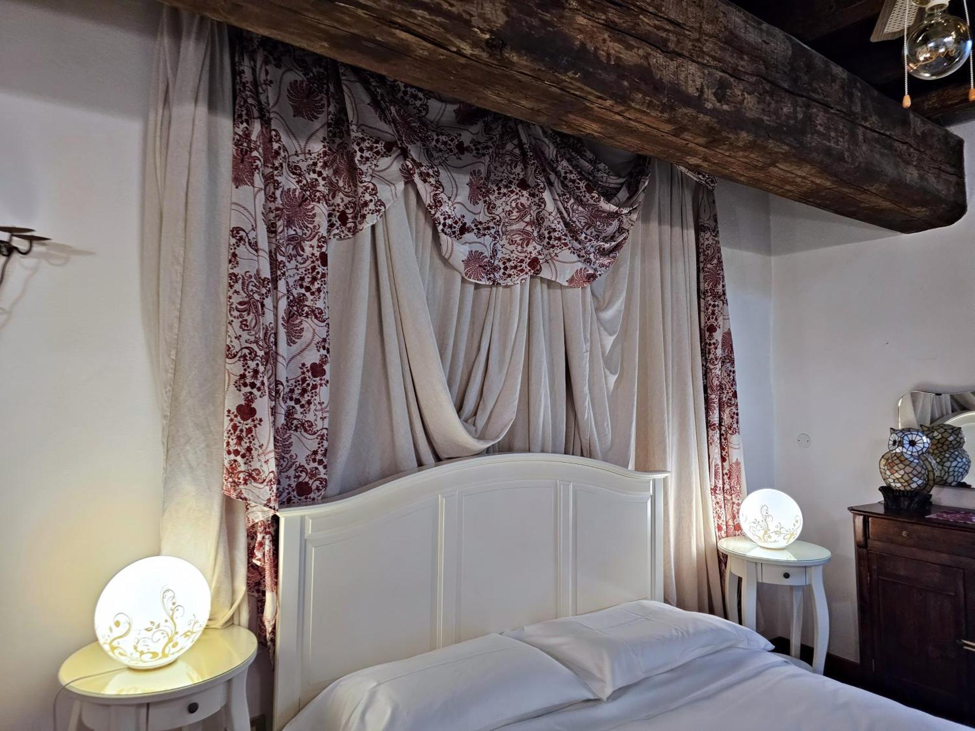 Residenza Saragozza Nuovo Stile Gipsy 2025 ! Apartment Bologna Bagian luar foto
