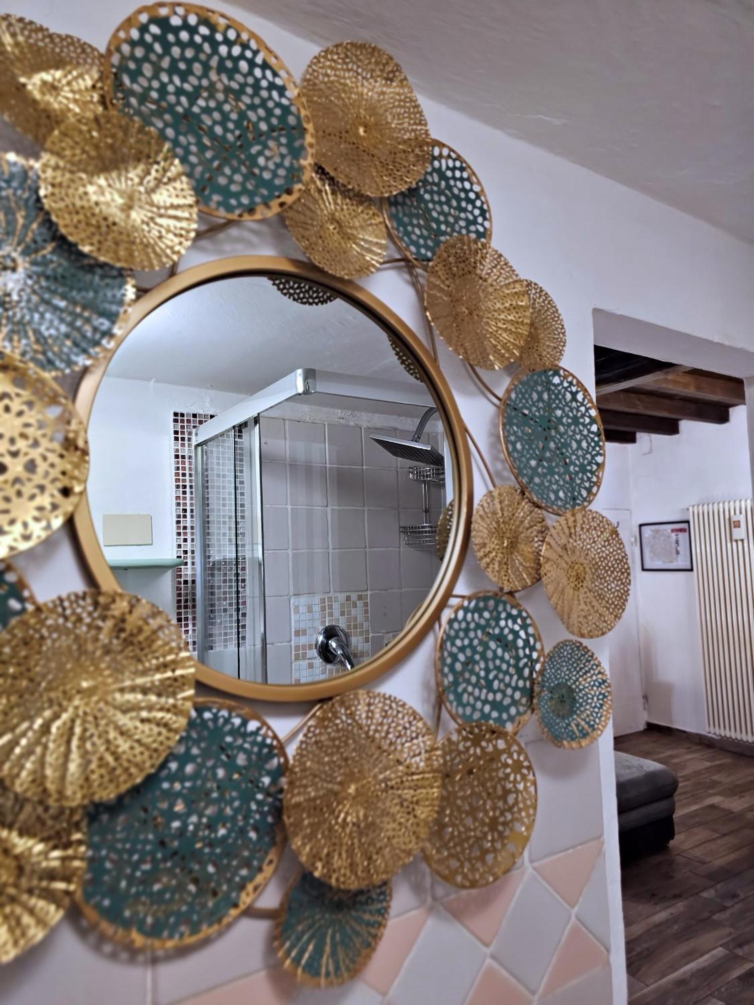 Residenza Saragozza Nuovo Stile Gipsy 2025 ! Apartment Bologna Bagian luar foto